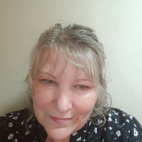 Meet your Posher, Dawn - Picture 1 of 1